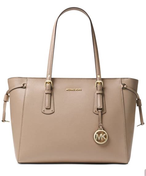 michael kors vogayer|Michael Kors voyager medium crossgrain.